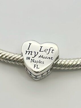 Pandora "I Left My Heart in Naples FL " Exclusive Charm